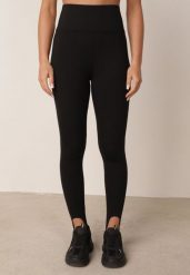 Czarne Gładkie Legginsy z Wysokim Stanem i Zapiętkami Nimesa. Czarne legginsy sportowe damskie Born2be, l, bez wzorów, z jeansu, z podwyższonym stanem, tenisowe. Za 69.99 zł.