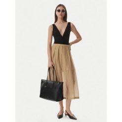 Torebka Furla. Brązowe torebki do ręki damskie Furla, bez wzorów, klasyczne, bez dodatków. Za 1,259.00 zł.