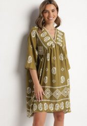 Ciemnozielona Wiskozowa Sukienka ze Wzorem Boho Frisana. Zielone sukienki damskie Born2be, na co dzień, l, bez wzorów, z materiału, boho, bez kołnierzyka, bez ramiączek, midi. Za 64.99 zł.