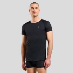Koszulka męska Odlo BL TOP crew neck s/s ACTIVE F-DRY LIGHT. Czarne buty sportowe męskie Odlo, bez zapięcia, na fitness i siłownię. Za 199.99 zł.