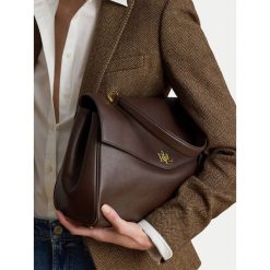 Torebka LAUREN RALPH LAUREN. Brązowe torebki do ręki damskie Lauren Ralph Lauren, bez wzorów, klasyczne, bez dodatków. Za 2,199.00 zł.