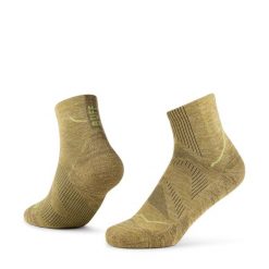 Skarpety biegowe Buff Dryflx Quarter Sock DQ. Brązowe skarpety damskie Buff, bez wzorów, z elastanu. Za 108.89 zł.