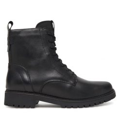Botki Tamaris. Czarne botki damskie Tamaris, bez obcasa, na płaskiej podeszwie, bez zapięcia. Za 359.99 zł.