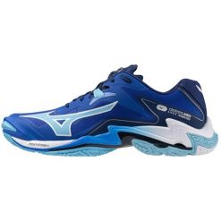Buty halowe Mizuno Wave Lightning Z. Białe buty sportowe męskie Mizuno, bez zapięcia, do siatkówki, mizuno wave. W wyprzedaży za 512.00 zł.