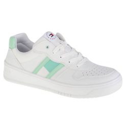 Buty Tommy Hilfiger Low Cut Lace-Up Sneaker T3A4-32143-1351A166 białe. Białe obuwie sportowe damskie bez wzorów, z gumy. Za 435.47 zł.