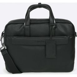 Calvin Klein - Torba. Czarne torby na laptopa męskie marki Calvin Klein, w paski, z materiału. W wyprzedaży za 569.90 zł.