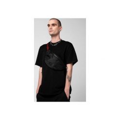 Nerka Z CZERWONYM PASEM FURORA. Czarne saszetki męskie Furora subtera, z bawełny, eleganckie. Za 239.00 zł.