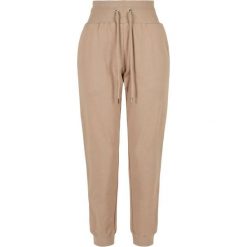 Damskie spodnie dresowe z wysokim stanem Urban Classics Organic. Brązowe spodnie dresowe damskie Urban Classics, bez wzorów, z dresówki. Za 254.50 zł.