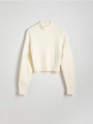 Sweter ze stójką - złamana biel. Swetry damskie Reserved, l, bez wzorów, z dzianiny, bez kołnierzyka, bez ramiączek, bez kaptura. W wyprzedaży za 49.99 zł.