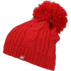 Czapka damska CAD001 - czerwony. Czapki i kapelusze damskie marki 4f. W wyprzedaży za 24.99 zł.