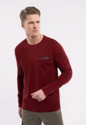 Bawełniany longsleeve L-MONO. Czerwone bluzki z długim rękawem męskie Volcano, l, z aplikacjami, z bawełny, bez kołnierzyka. Za 89.99 zł.