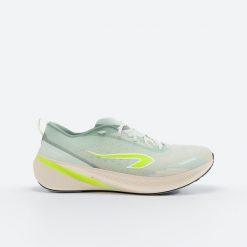 Buty do biegania damskie Kiprun Cushion 500. Brązowe obuwie sportowe damskie KIPRUN, bez wzorów, do biegania. W wyprzedaży za 199.99 zł.