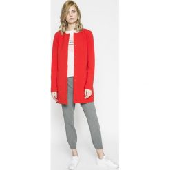 Tommy Jeans - Spodnie. Jeansy damskie marki Tommy Jeans. W wyprzedaży za 299.90 zł.