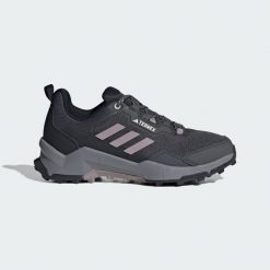 Damskie buty trekkingowe adidas Terrex AX4. Czarne trekkingi damskie Adidas. W wyprzedaży za 399.20 zł.