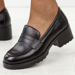 Czarne bk lekkie mokasyny damskie Potocki 12870. Czarne mokasyny damskie POTOCKI, z jeansu, biznesowe. Za 199.00 zł.