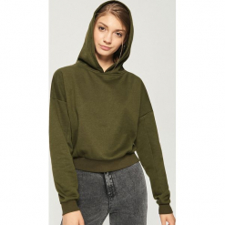 Krótka bluza z kapturem - Khaki. Bluzy damskie marki Sinsay. W wyprzedaży za 29.99 zł.