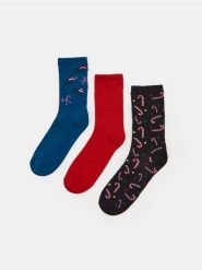 Skarpetki świąteczne 3 pack - wielobarwny. Skarpety męskie Sinsay, z aplikacjami. Za 25.99 zł.