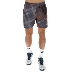 Spodenki tenisowe męskie Lotto Tech IV-D4 short 7. Brązowe krótkie spodenki sportowe męskie Lotto, m, bez wzorów, tenisowe. Za 269.00 zł.