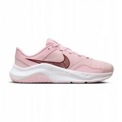 Buty do biegania damskie Nike Legend Essential 3 Next Nature. Czerwone obuwie sportowe damskie Nike, bez wzorów, z materiału, do biegania. Za 265.00 zł.