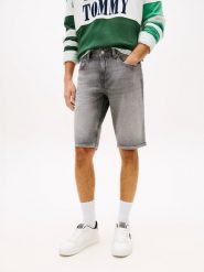 Tommy Jeans szorty dżinsowe - Ronnie Mężczyźni Bawełna szary, 36. Szare szorty męskie Tommy Jeans, na lato, m, bez wzorów, z bawełny, klasyczne. Za 229.95 zł.