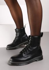 Czarne Botki Workery na Płaskiej Podeszwie ze Sznurowaniem Moveale. Czarne botki damskie Renee, z jeansu, casualowe, bez obcasa, na płaskiej podeszwie, bez zapięcia. Za 149.99 zł.
