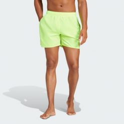 Szorty do pływania Solid CLX Short-Length. Czarne kąpielówki męskie Adidas, m, bez wzorów, z materiału, do pływania. Za 139.00 zł.