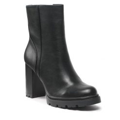 Botki Jenny Fairy. Czarne botki damskie Jenny Fairy, bez obcasa, na słupku, bez zapięcia. Za 119.99 zł.