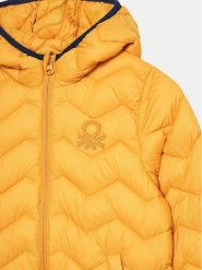 United Colors Of Benetton Kurtka zimowa 2TWDGN02V Żółty Regular Fit. Żółte buty zimowe chłopięce United Colors Of Benetton, na zimę, bez wzorów, z syntetyku, bez kaptura. Za 119.99 zł.