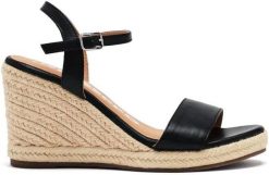 Obuwie damskie Gioseppo ZHEPE Black (71700-P-Black). Czarne obuwie sportowe damskie Gioseppo, bez wzorów. Za 199.00 zł.