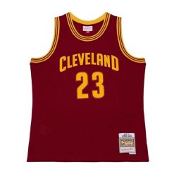 Koszulka Cleveland Cavaliers Lebron James. Czerwone koszulki sportowe męskie Mitchell & Ness, m, bez wzorów, z materiału, bez kołnierzyka, bez ramiączek, na fitness i siłownię. Za 423.50 zł.