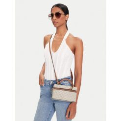 Torebka MICHAEL Michael Kors. Białe torebki do ręki damskie MICHAEL Michael Kors, bez wzorów, klasyczne, bez dodatków. Za 879.99 zł.