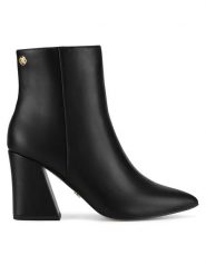 Nine West Botki CEO-AIDA-01 Czarny. Czarne botki damskie Nine West, z materiału, bez obcasa, na słupku, bez zapięcia. Za 279.99 zł.