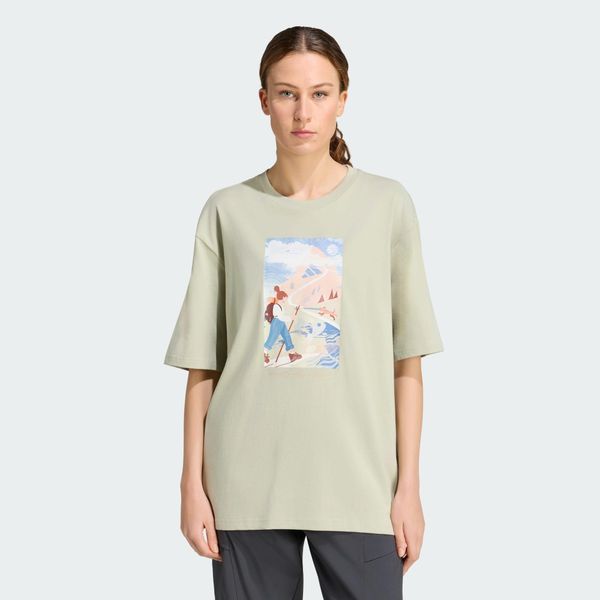 KOSZULKA Z GRAFIKĄ TERREX SECRET PATHS AHEAD. Zielone t-shirty damskie Adidas, l, bez wzorów, z bawełny, street, bez kołnierzyka. Za 199.00 zł.