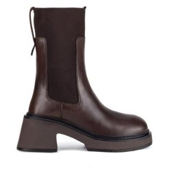 Sztyblety GINO ROSSI. Brązowe botki damskie Gino Rossi, bez obcasa, na płaskiej podeszwie, bez zapięcia. Za 399.99 zł.