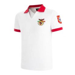 SL Benfica 1968 Wyjazdowa - Koszulka Piłkarska Retro - Biała – COPA Football. Białe koszulki sportowe męskie COPA FOOTBALL, xl, bez wzorów, z bawełny, bez kołnierzyka, bez ramiączek, do piłki nożnej. Za 301.22 zł.