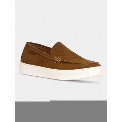 Buty wsuwane męskie Nautica PANAREA SD COGNAC. Brązowe buty sportowe męskie Nautica, bez zapięcia, żeglarskie. Za 479.00 zł.
