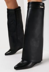 Czarne Kozaki na Koturnie z Wywiniętą Cholewką Versato. Czarne kozaki damskie Born2be, bez obcasa, na koturnie. Za 169.99 zł.