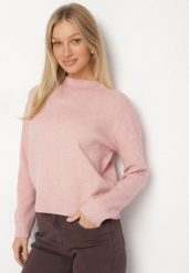 Różowy Gładki Sweter o Pudełkowym Kroju ze Stójką Unessa. Czerwone swetry damskie Born2be, l, bez wzorów, z jeansu, wizytowe, bez kołnierzyka, bez ramiączek, bez kaptura. Za 79.99 zł.