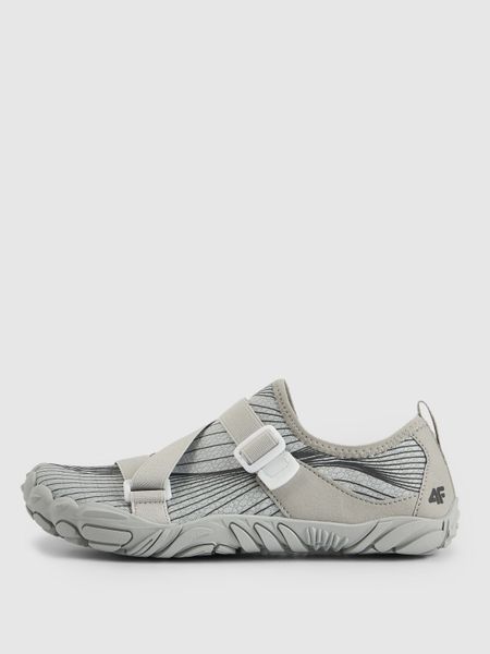 4F Buty do wody BALTROCK damskie - szare 36. Szare obuwie sportowe damskie 4f, na lato, do pływania. Za 119.99 zł.