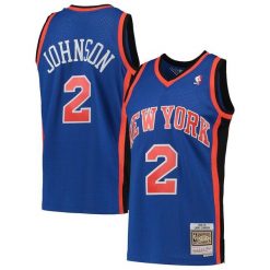 Koszulka NBA New York Knicks Larry Johnson. Niebieskie koszulki sportowe męskie Mitchell & Ness, bez wzorów, bez kołnierzyka, bez ramiączek, do koszykówki. Za 517.00 zł.