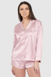 JUICY COUTURE Różowa satynowa koszula piżamowa w logo. Czerwone koszule nocne damskie Juicy Couture, s, bez wzorów, z satyny. W wyprzedaży za 199.99 zł.