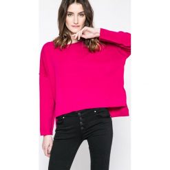 Answear - Sweter Ernesta. Czerwone swetry damskie ANSWEAR, s, bez wzorów, z dzianiny, bez kołnierzyka, bez ramiączek, krótkie, bez kaptura. W wyprzedaży za 29.90 zł.