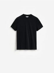 T-shirt regular z domieszką jedwabiu - czarny. Czarne t-shirty męskie Reserved, l, bez wzorów, z bawełny, bez kołnierzyka. Za 99.99 zł.