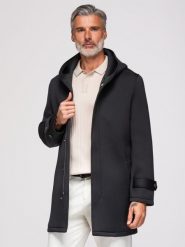 Męski minimalistyczny płaszcz średniej długości z dzianiny scuba - czarny V4. Czarne płaszcze męskie Ombre Clothing, m, bez wzorów, z dzianiny, eleganckie, z kapturem. W wyprzedaży za 299.99 zł.