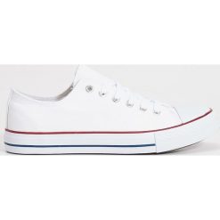 Trampki - Biały. Trampki i tenisówki damskie Sinsay. Za 39.99 zł.