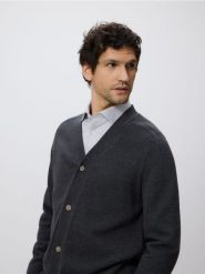 Rozpinany kardigan - beżowy. Brązowe kardigany męskie Reserved, l, bez wzorów, z bawełny. Za 139.99 zł.