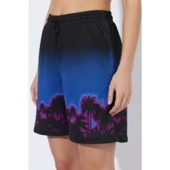 Damskie Szorty sportowe siateczka palmy na lamówce szeroka nogawka. Czarne szorty sportowe damskie Ulla Popken, plus size, bez wzorów, z materiału, sportowe. Za 199.99 zł.