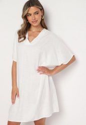 Biała Bawełniana Sukienka o Pudełkowym Kroju z Dekoltem w Serek Vikonia. Białe sukienki damskie Born2be, na co dzień, plus size, bez wzorów, z bawełny, eleganckie, bez kołnierzyka, plus size, bez ramiączek, midi. Za 49.99 zł.