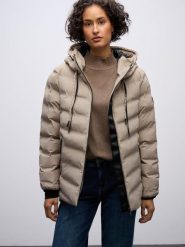 Street One Damska kurtka pikowana Kobiety beżowy jednolity, 44. Brązowe kurtki damskie Street One, bez wzorów, z materiału, bez kaptura. Za 699.95 zł.