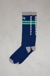 Seattle Seahawks - OOSC x NFL Skarpety narciarskie / snowboardowe. Szare skarpety damskie OOSC, bez wzorów, z elastanu. Za 132.99 zł.